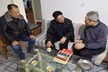 【“四进万家系列活动”】集团向导带队举行春节前慰问走访